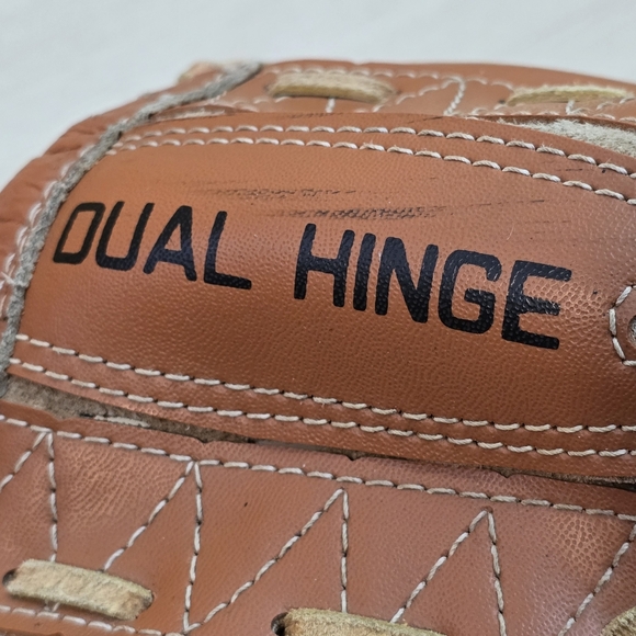 Regent All Star Youth Leather Cowhide Dual Hinge Baseball Glove Mitt No. 213.284 - Picture 8 of 13